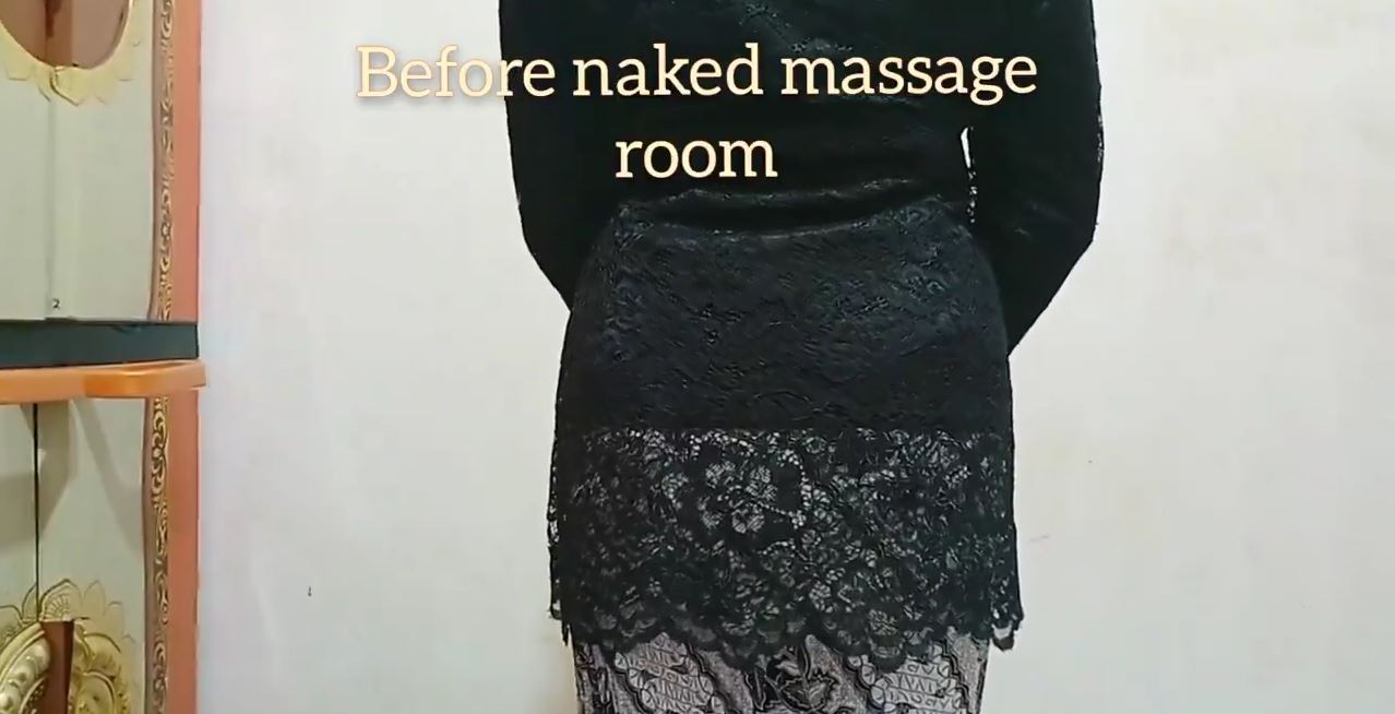 Guru Kebaya Hitam Yang Viral 2025